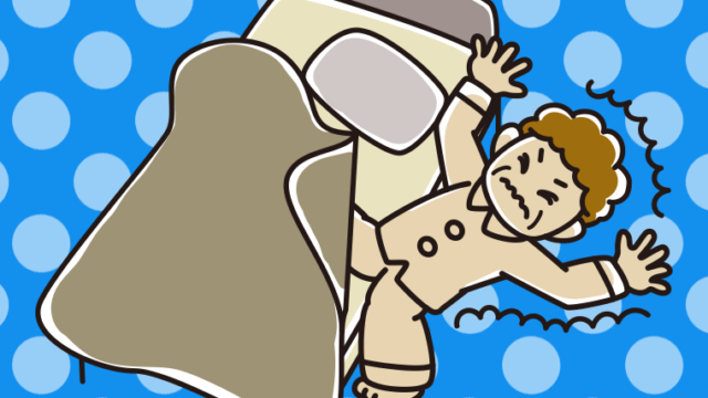 ベッドから落ちるおばさんのイラスト【色、背景あり】PNG