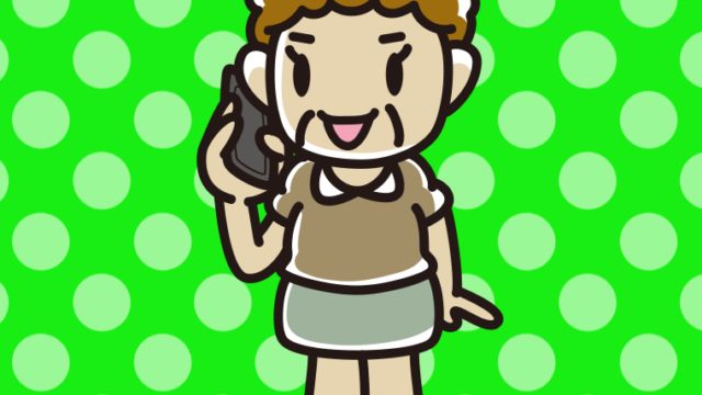 立ってスマホで電話するおばさんのイラスト【色、背景あり】PNG