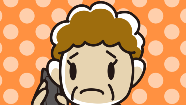 スマホで電話して困るおばさんのイラスト【色、背景あり】PNG