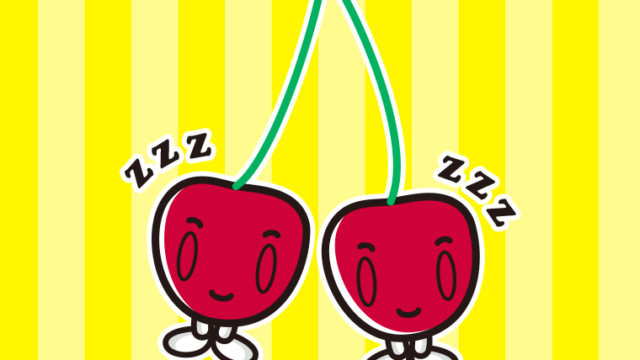 眠るさくらんぼちゃんのイラスト【色、背景あり】PNG