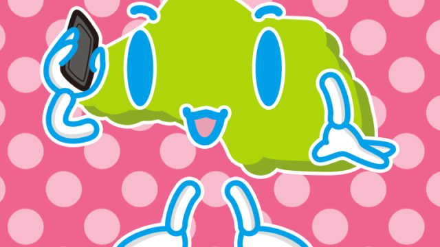 スマホで電話する埼玉ちゃんのイラスト【色、背景あり】PNG