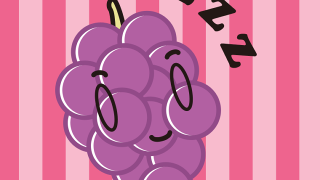 眠るぶどうちゃんのイラスト【色、背景あり】PNG