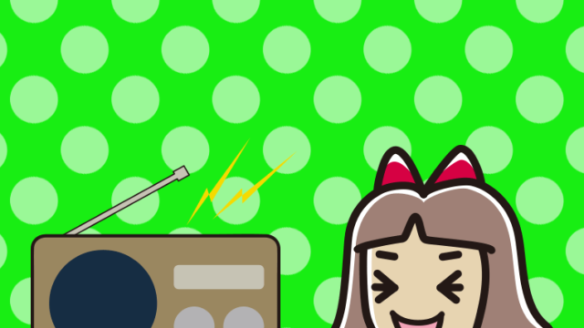 ラジオを聴いて笑う小学生女子のイラスト【色、背景あり】PNG