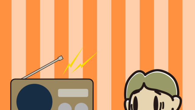 ラジオを聴いて困る小学生男子のイラスト【色、背景あり】PNG