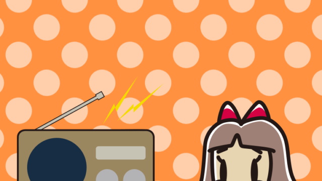 ラジオを聴いて泣く小学生女子のイラスト【色、背景あり】PNG