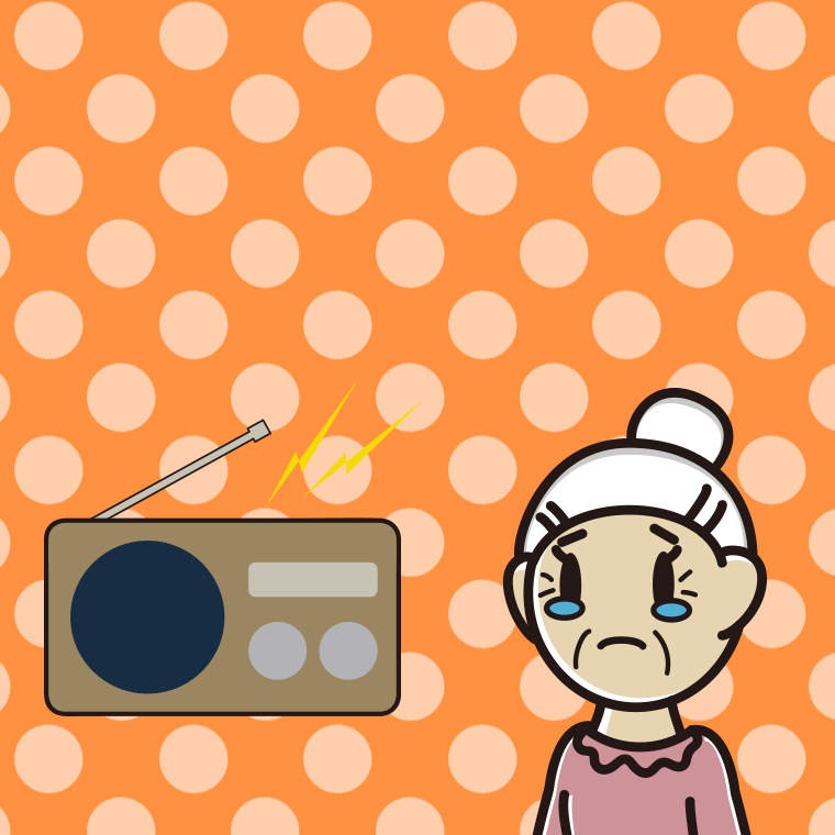 ラジオを聴いて泣くおばあさんのイラスト【色、背景あり】PNG