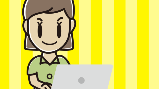 パソコンを使う女性会社員（クールビズ）のイラスト【色、背景あり】PNG