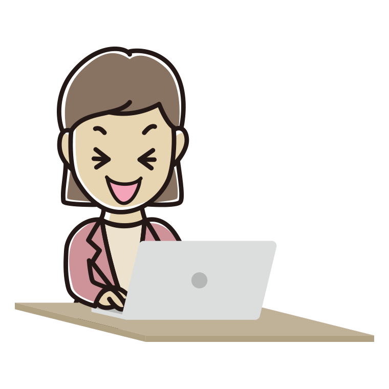 パソコン使用中に笑う女性会社員（カジュアル）のイラスト【色あり、背景なし】透過PNG