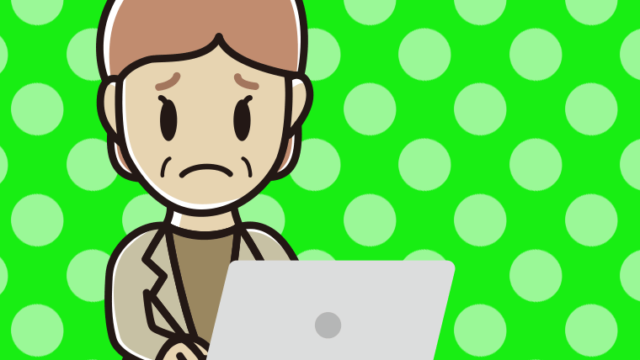 パソコン使用中に困る年配女性会社員（カジュアル）のイラスト【色、背景あり】PNG