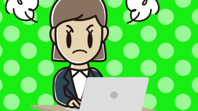 パソコン使用中に怒る女性会社員のイラスト【色、背景あり】PNG