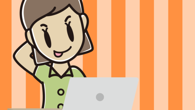 パソコン使用中にテヘヘな女性会社員（クールビズ）のイラスト【色、背景あり】PNG