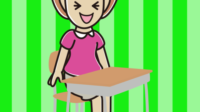 教室の席で笑う女性のイラスト【色、背景あり】PNG