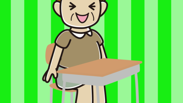 教室の席で笑うおばさんのイラスト【色、背景あり】PNG
