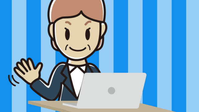 パソコンに手を振る年配女性会社員のイラスト【色、背景あり】PNG