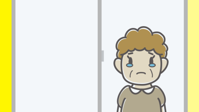 窓で泣くおばさんのイラスト【色、背景あり】PNG