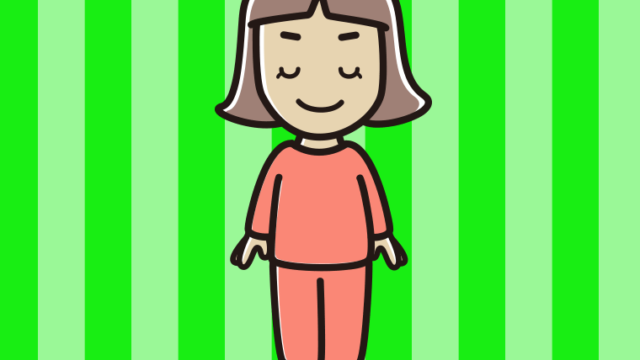 目を閉じる部屋着の小学生女子のイラスト【色、背景あり】PNG