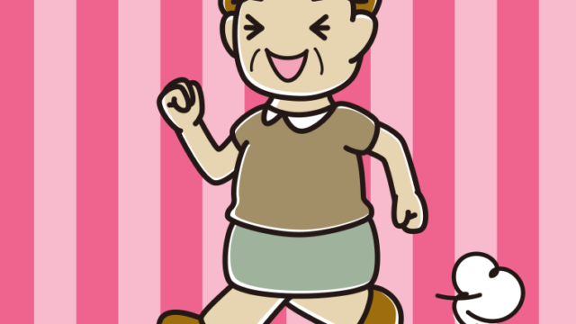 笑いながら走るおばさんのイラスト【色、背景あり】PNG