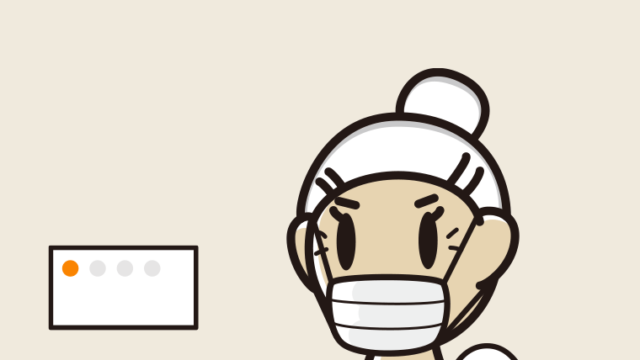 マスクをしてトイレに入るおばあさんのイラスト【色、背景あり】PNG