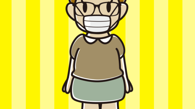 マスクをする眼鏡のおばさんのイラスト【色、背景あり】PNG