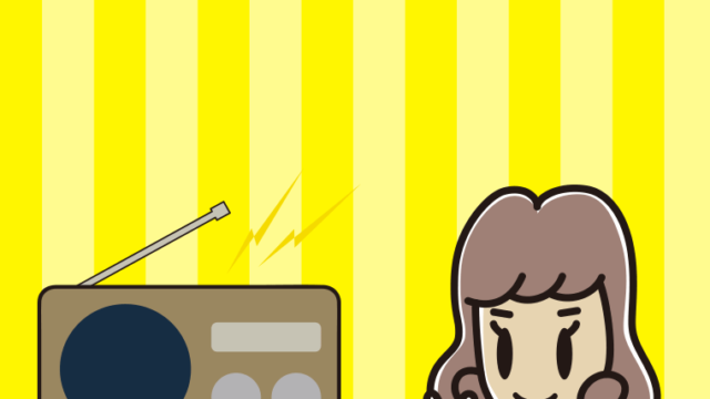 ラジオにピースをする女子大学生のイラスト【色、背景あり】PNG