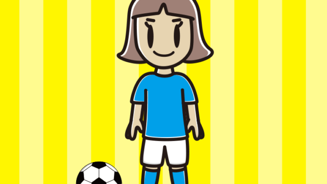 サッカーのユニフォームを着た小学生女子のイラスト【色、背景あり】PNG