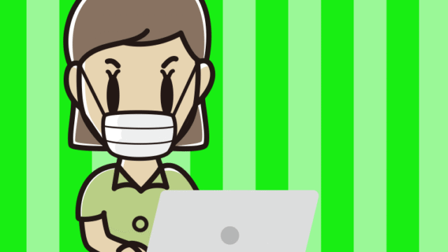 マスクをしてパソコンを使う女性会社員（クールビズ）のイラスト【色、背景あり】PNG