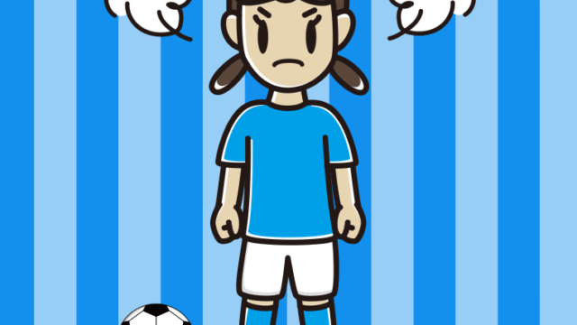 怒るサッカーのユニフォーム姿の女子中学生のイラスト【色、背景あり】PNG