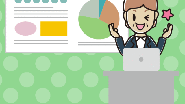 プレゼンでウインクする年配女性会社員のイラスト【色、背景あり】PNG