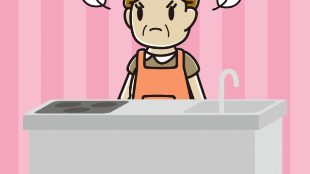 キッチンで怒るおばさんのイラスト【色、背景あり】PNG