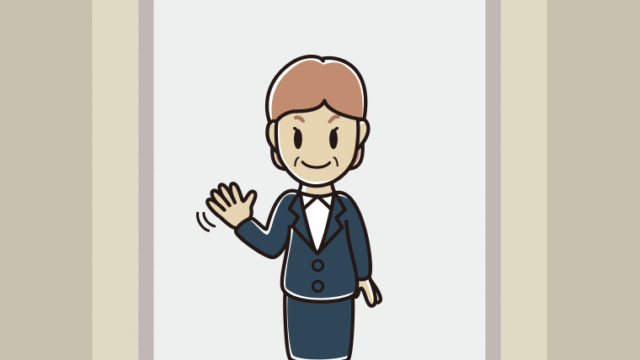 エレベーターで手を振る年配女性会社員のイラスト【色、背景あり】PNG