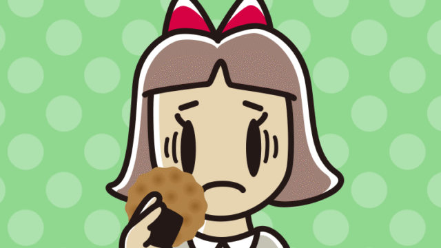 お煎餅で困る小学生女子のイラスト【色、背景あり】PNG