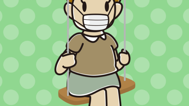 ブランコでマスクをするおばさんのイラスト【色、背景あり】PNG