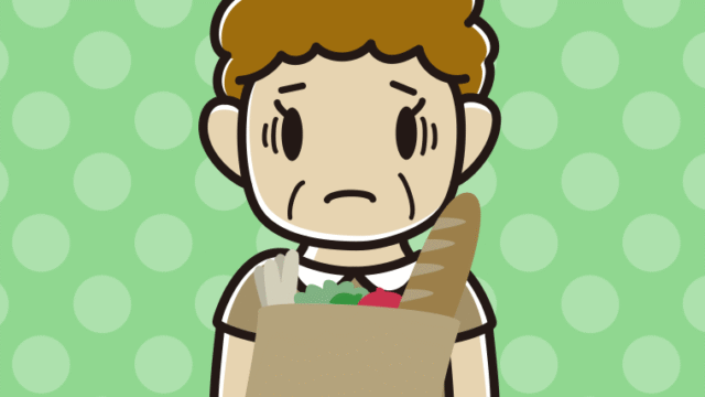 買い物袋を持って困るおばさんのイラスト【色、背景あり】PNG