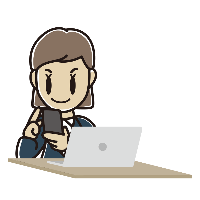 スマホとパソコンを使う女性会社員のイラスト【色あり、背景なし】透過PNG