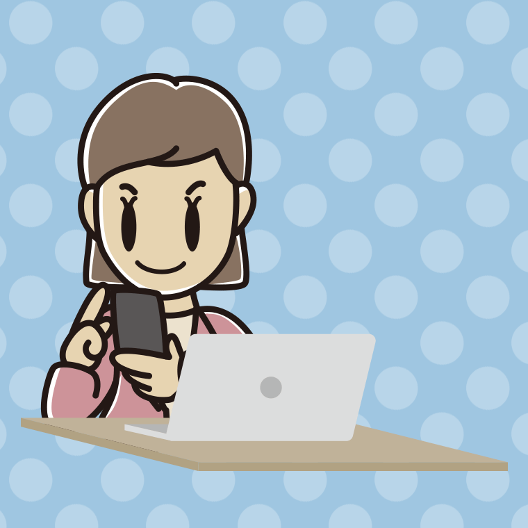 スマホとパソコンを使う女性会社員（カジュアル）のイラスト【色、背景あり】PNG